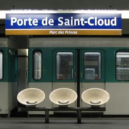 Paris, Tour Eiffel, Champs Elysees Appartement *
