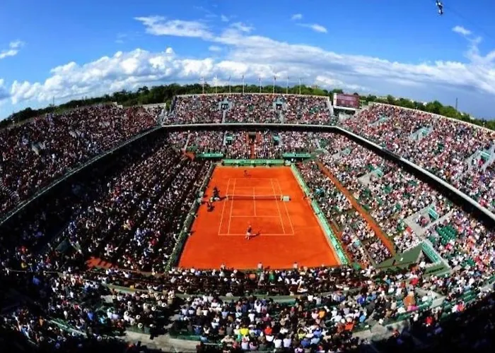 Paris, Tour Eiffel, Champs Elysees *