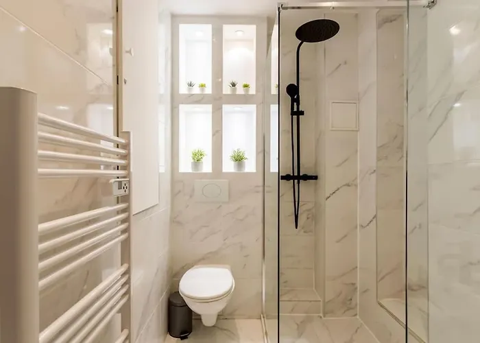 Paris, Tour Eiffel, Champs Elysees