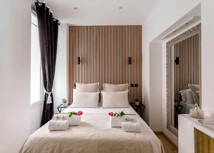 Paris, Tour Eiffel, Champs Elysees