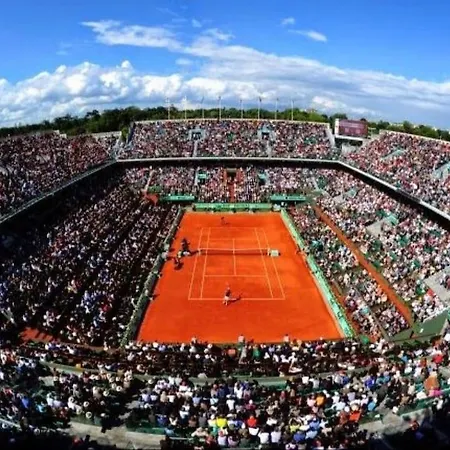 Paris, Tour Eiffel, Champs Elysees *