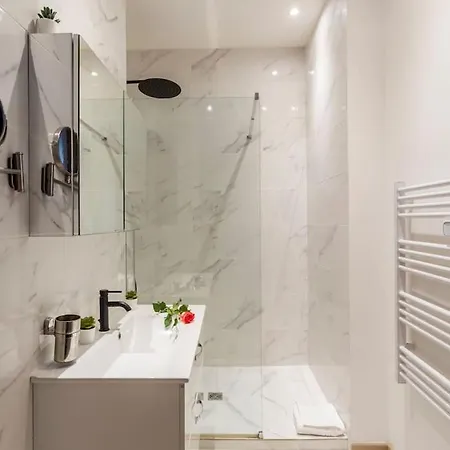 Апартаменты Paris, Tour Eiffel, Champs Elysees *