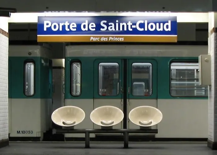 Paris, Tour Eiffel, Champs Elysees Apartament *